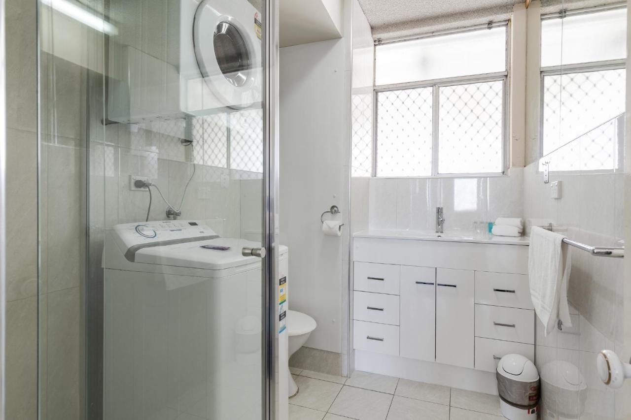 Suntower Holiday Apartments Гоулд Коуст Екстериор снимка